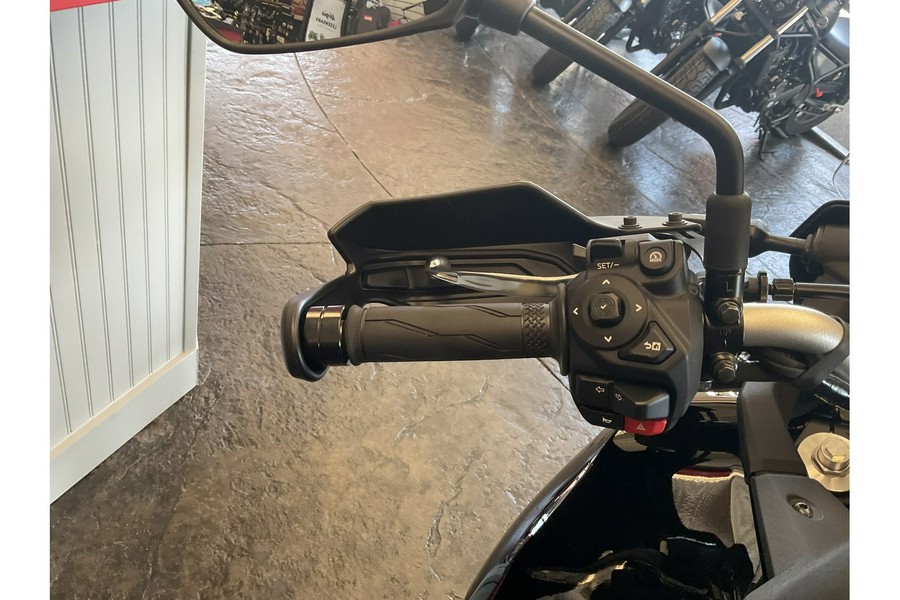 2025 Yamaha TRACER 9