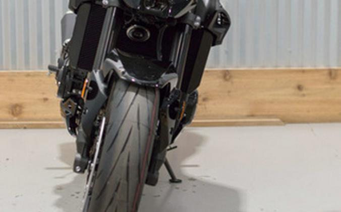 2025 Kawasaki Z900 ABS Metallic Spark Black/Metallic Carbon Gray