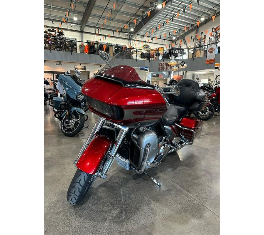 2016 Harley-Davidson CVO™ Road Glide™ Ultra