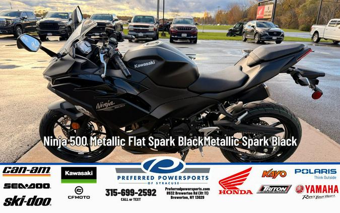 2026 Kawasaki Ninja 500 Metallic Flat Spark Black/Metallic Spark Black