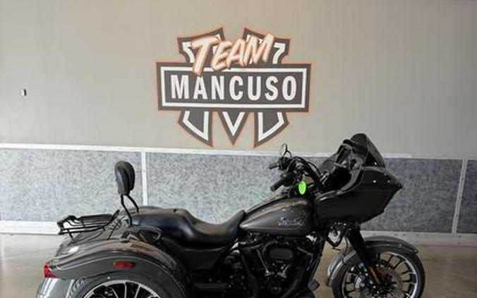 2023 Harley-Davidson® FLTRT - Road Glide® 3