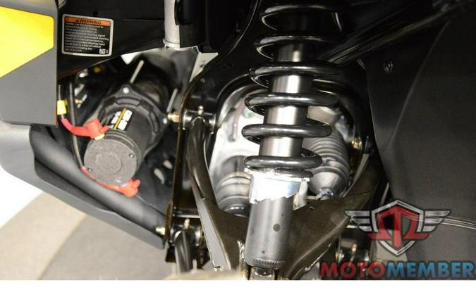 2026 Can-Am Defender PRO XT HD10