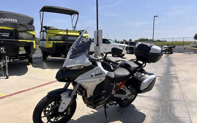 2023 Ducati Multistrada V4S Iceberg White - Alloy Wheels