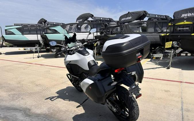 2023 Ducati Multistrada V4S Iceberg White - Alloy Wheels