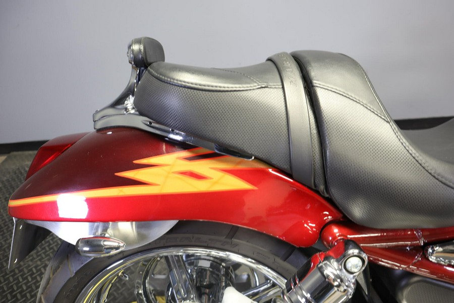 2005 CVO V-ROD Light Candy Cherry / Dark Candy Cherry