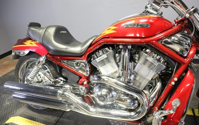 2005 CVO V-ROD Light Candy Cherry / Dark Candy Cherry