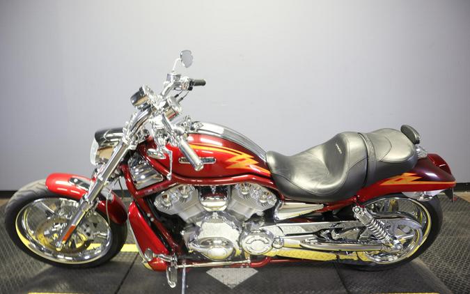 2005 CVO V-ROD Light Candy Cherry / Dark Candy Cherry