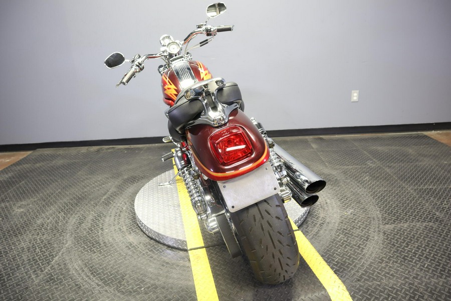 2005 CVO V-ROD Light Candy Cherry / Dark Candy Cherry