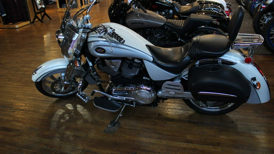2005 Victory Motorcycles KINGPIN