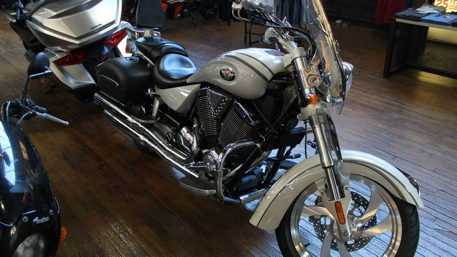 2005 Victory Motorcycles KINGPIN