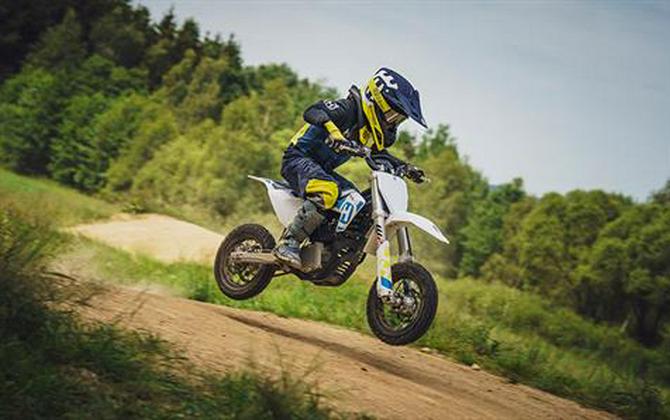 2023 Husqvarna EE 3