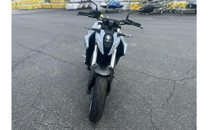 2024 Suzuki GSX800RQM4