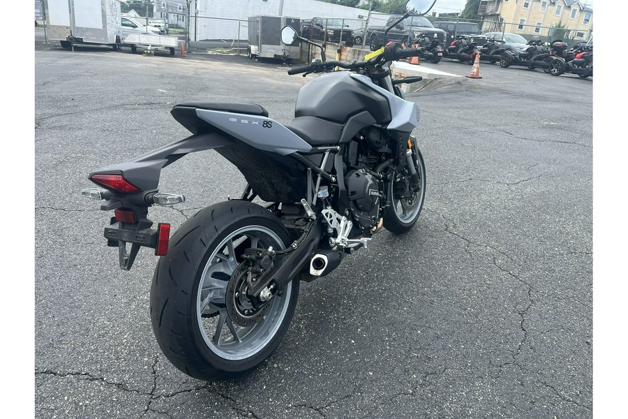 2024 Suzuki GSX800RQM4