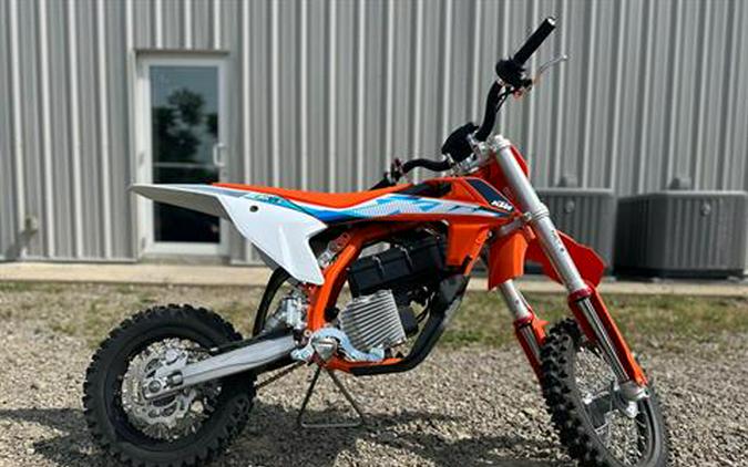 2024 KTM SX-E 5