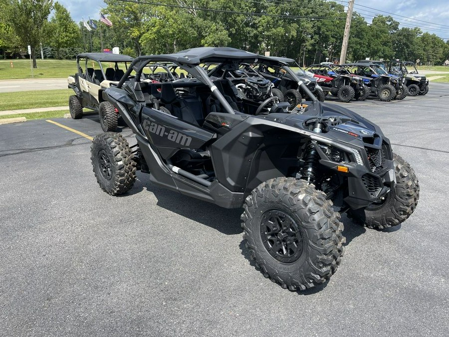 2024 Can-Am® Maverick X3 X ds Turbo RR Triple Black