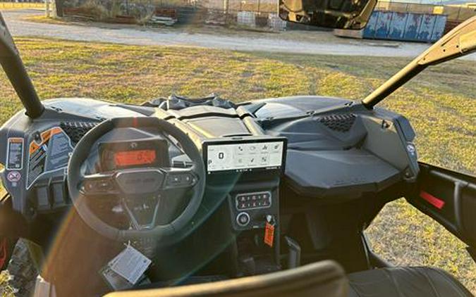 2026 Can-Am Maverick X3 MAX X RS TURBO RR Smart-Shox with 10.25 in. touchscreen display