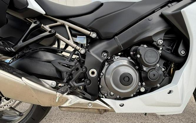 2026 Suzuki GSX-S1000GT+