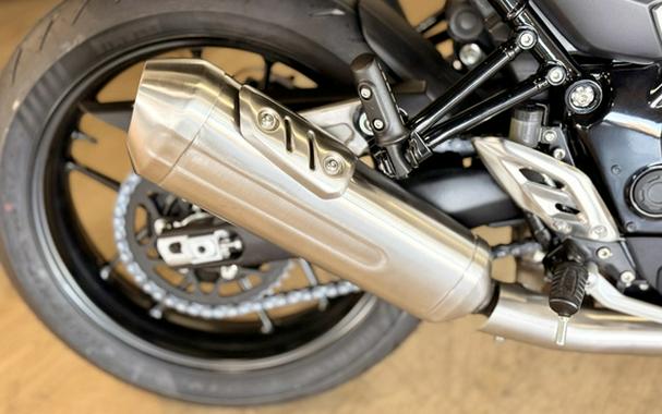 2026 Triumph Thruxton 400