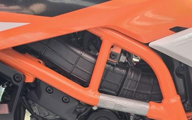 2026 KTM Enduro 390 R