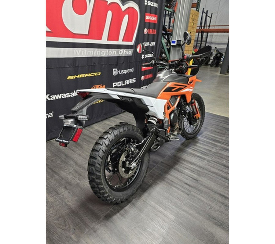 2026 KTM Enduro 390 R