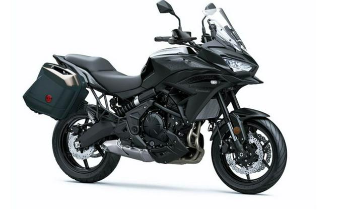 2022 Kawasaki Versys 650 LT Review [17 Fast Facts]