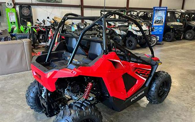 2025 Polaris RZR 200 EFI