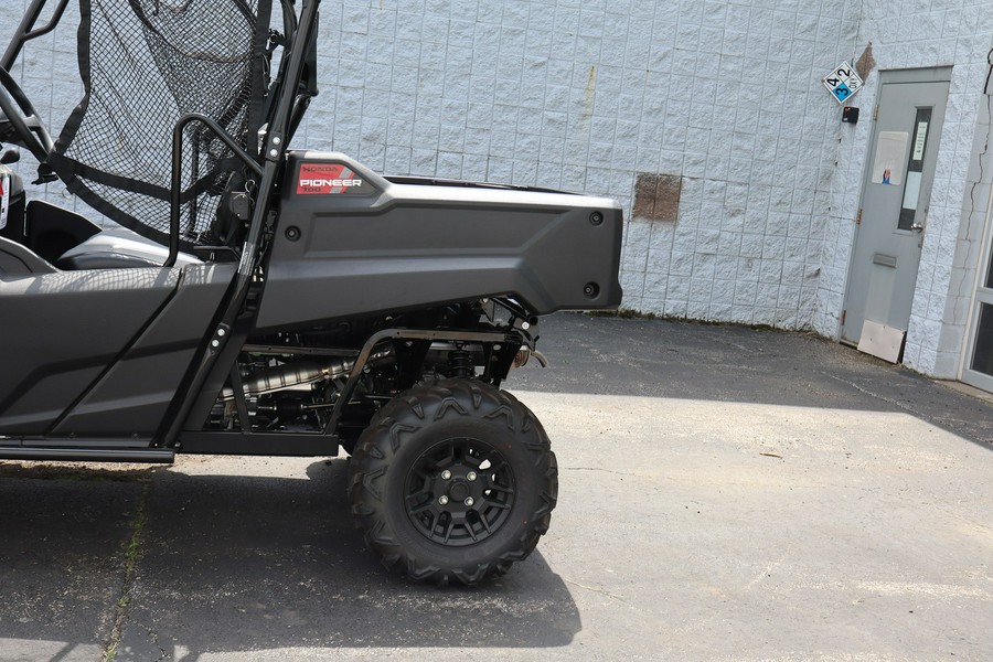 2025 Honda PIONEER 700 DELUXE
