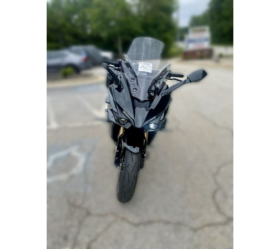 2024 Suzuki GSX-S1000GT Plus
