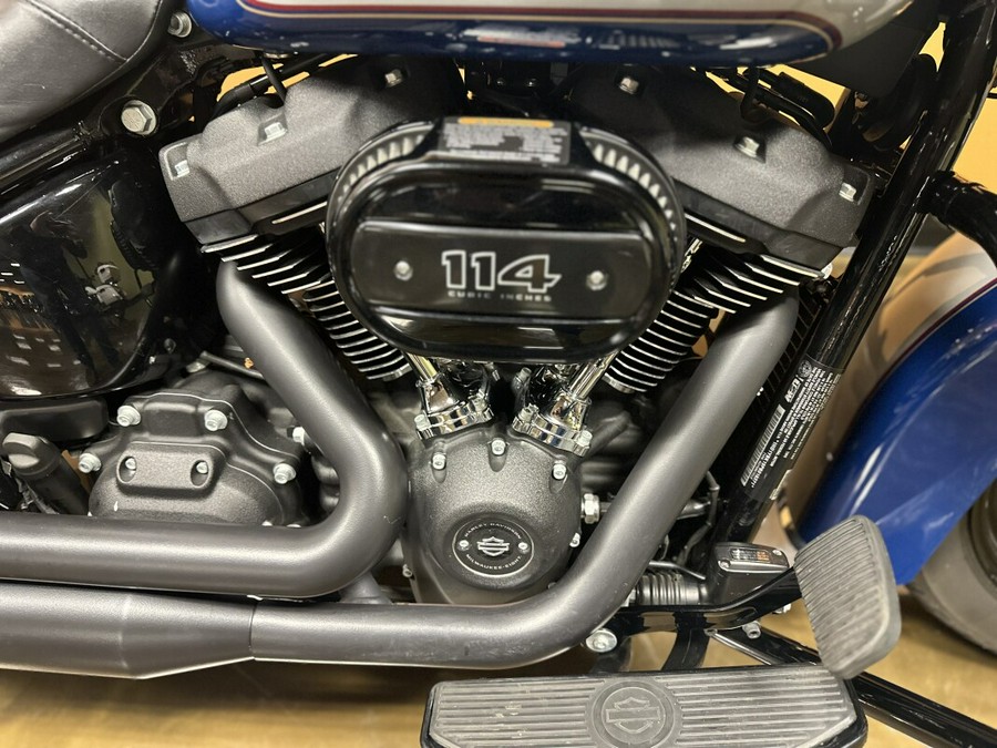 FLHCS 2023 Heritage Classic