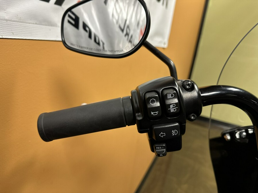 FLHCS 2023 Heritage Classic