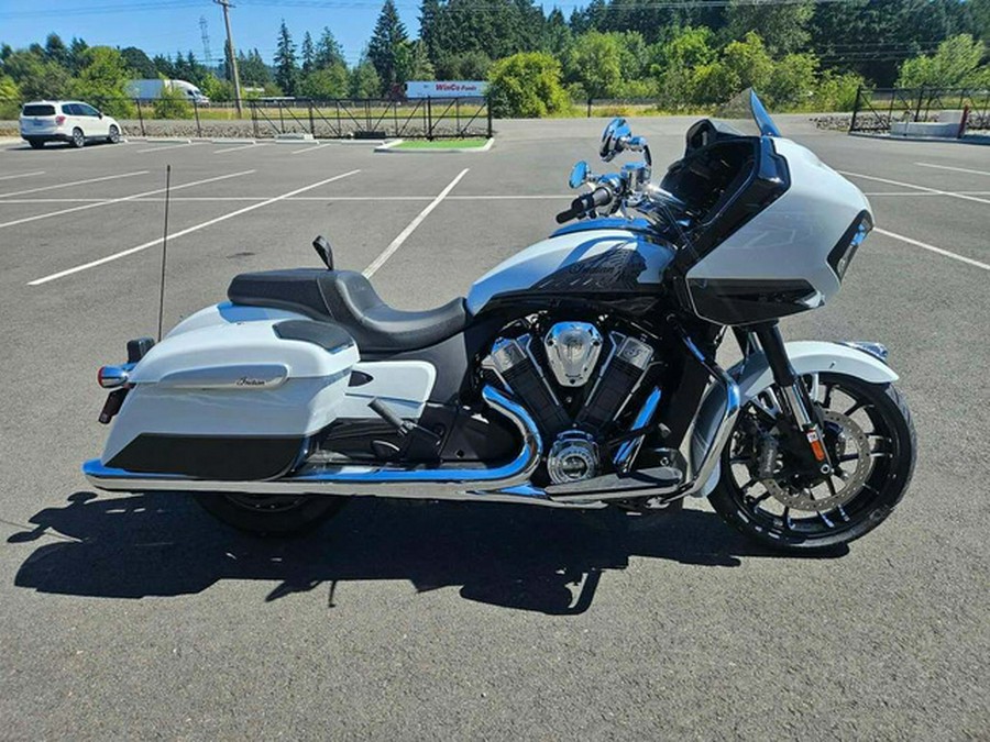 2025 Indian Challenger Limited W/Powerband Audio Ghost White Metallic With Black Metal