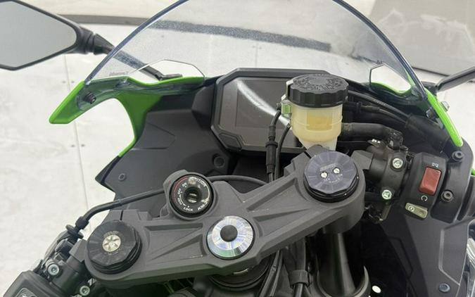 2024 Kawasaki Ninja ZX-6R KRT Edition