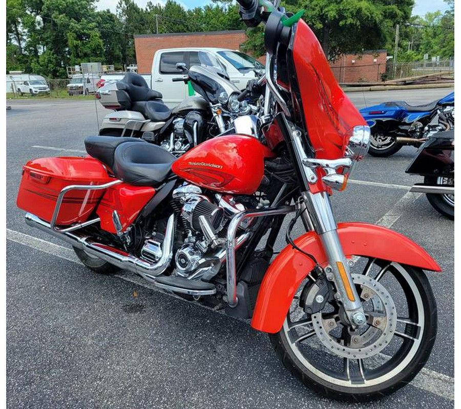 2017 Harley-Davidson® FLHXS - Street Glide® Special