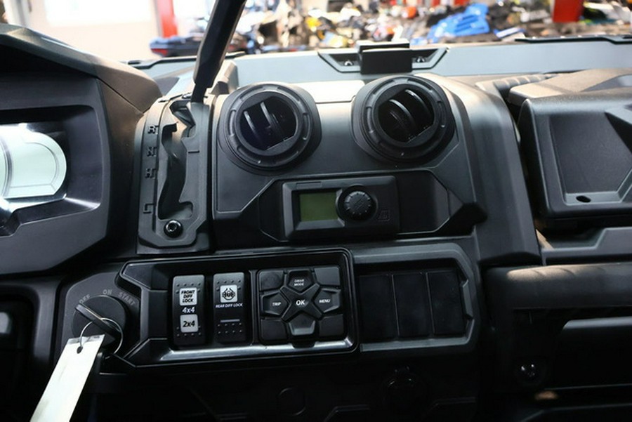 2024 Can-Am Defender MAX Lone Star Cab HD10