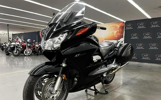 2010 Honda® ST1300A