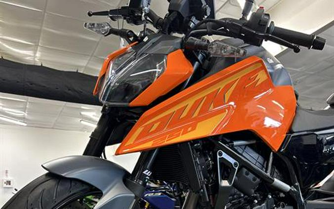 2024 KTM 250 Duke
