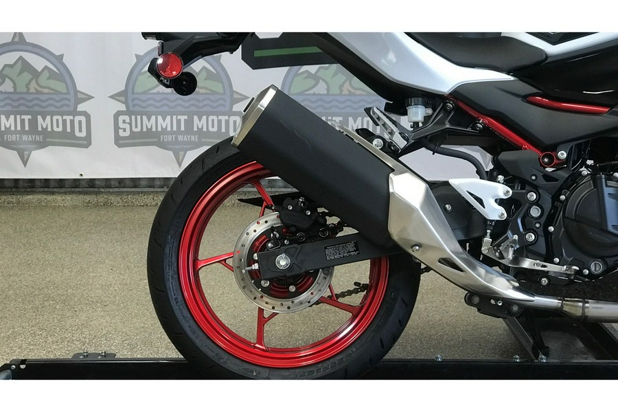 2026 Z500 SE ABS (ER500FTFAN) - Kawasaki