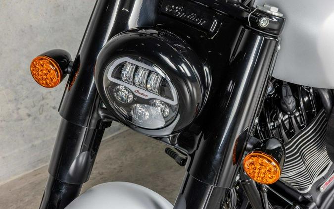 2026 Indian Motorcycle Indian Chief Bobber Dark Horse Ghost White Metallic Smoke - T3033398