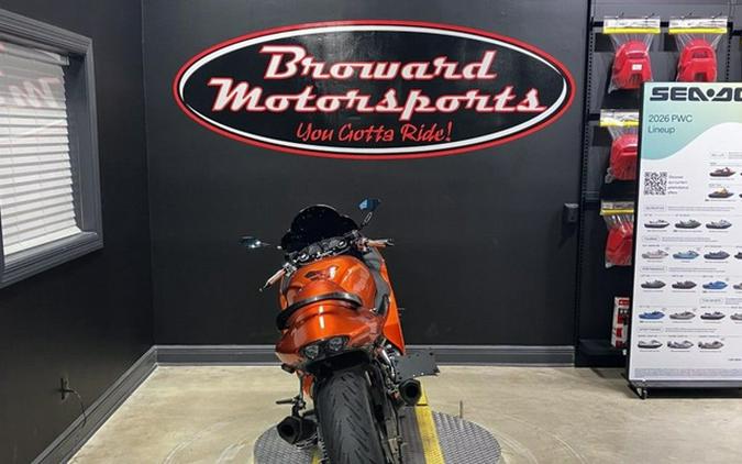 2002 Suzuki GSX1300RK2
