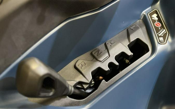 2027 Can-Am Outlander MAX XT-P 10.25 In.