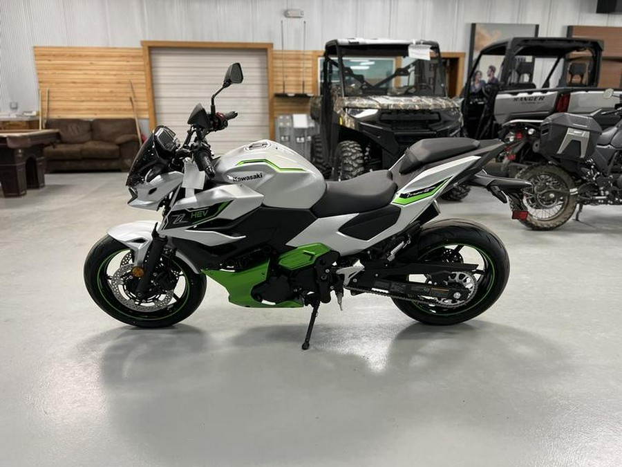 2024 Kawasaki Z7 Hybrid ABS