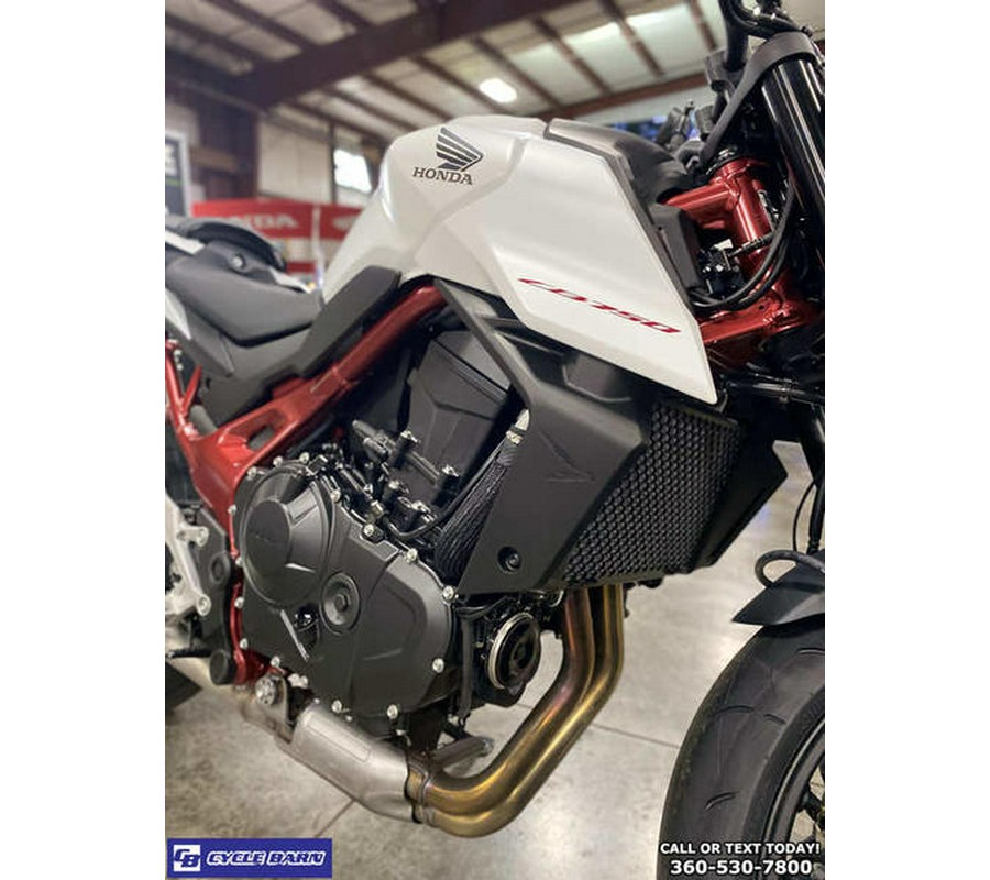 2025 Honda® CB750 Hornet