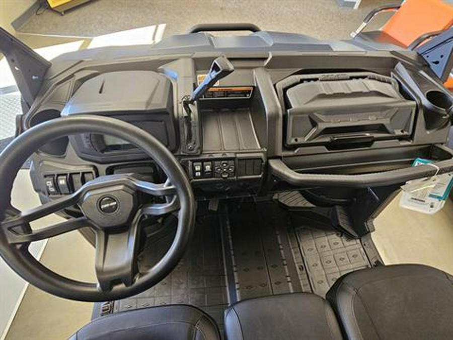 2026 Can-Am Defender XT HD9