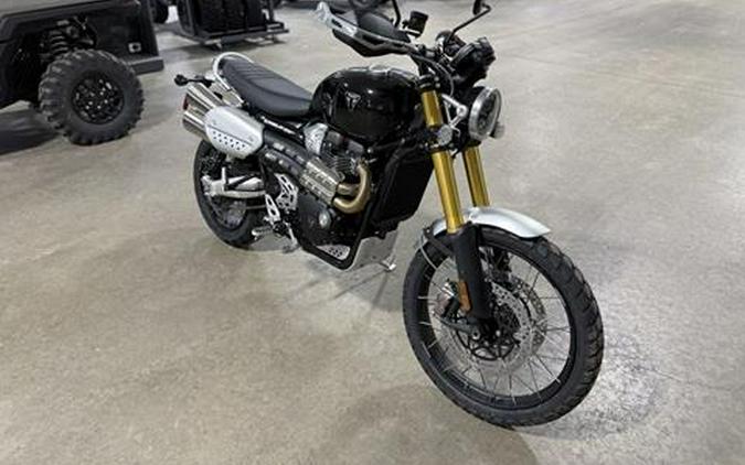 2025 Triumph Scrambler 1200 XE