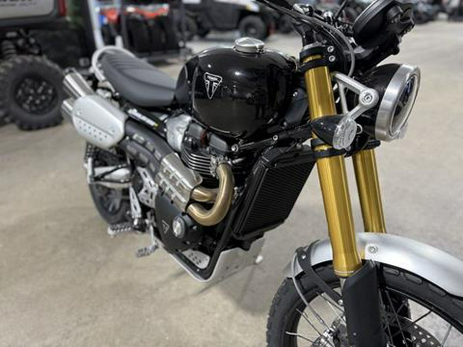 2025 Triumph Scrambler 1200 XE