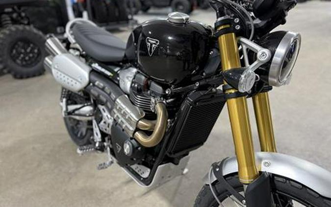 2025 Triumph Scrambler 1200 XE