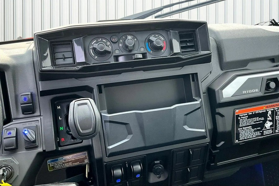 2025 Kawasaki RIDGE Crew HVAC