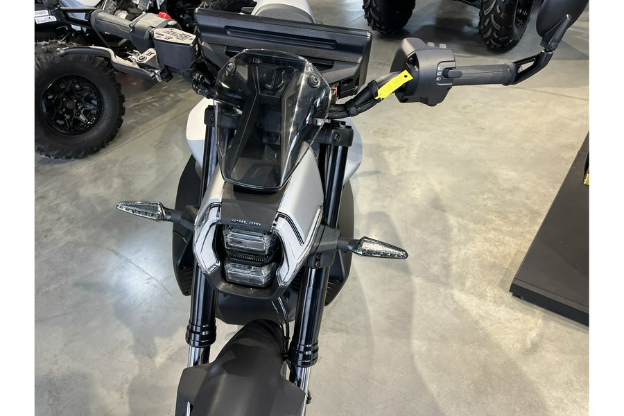 2025 Can-Am Pulse® 73