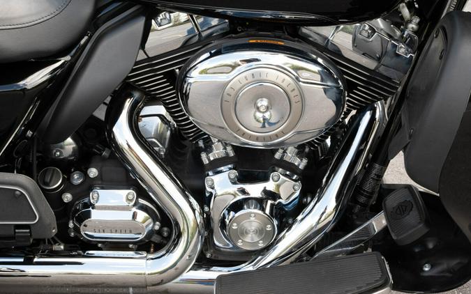 2013 Harley-Davidson Tri Glide Ultra Classic FLHTCUTG