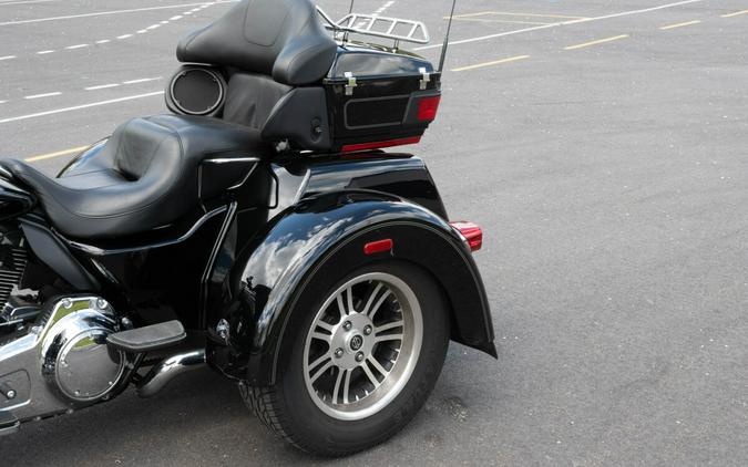 2013 Harley-Davidson Tri Glide Ultra Classic FLHTCUTG